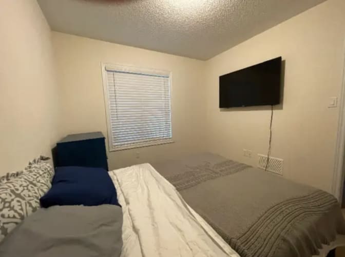Gavin's room