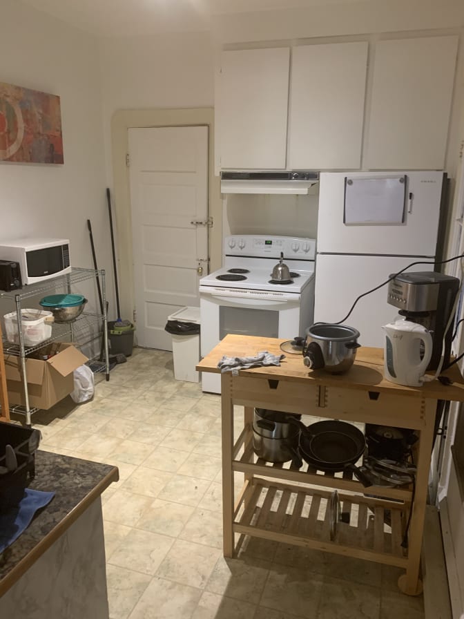 Photo of Mohammad Aein's room