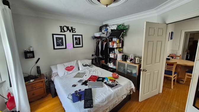 Tony Talebzadeh's room