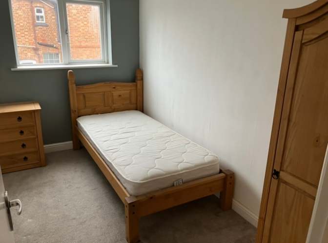 Photo of Chris Ibbotson's room