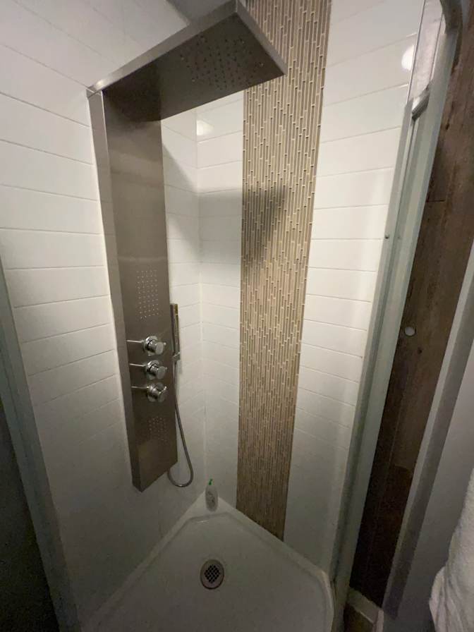 Nick Sarkovski's room