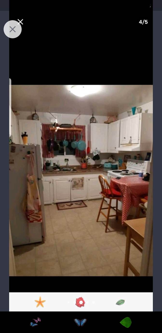 Julia A Taylor's room