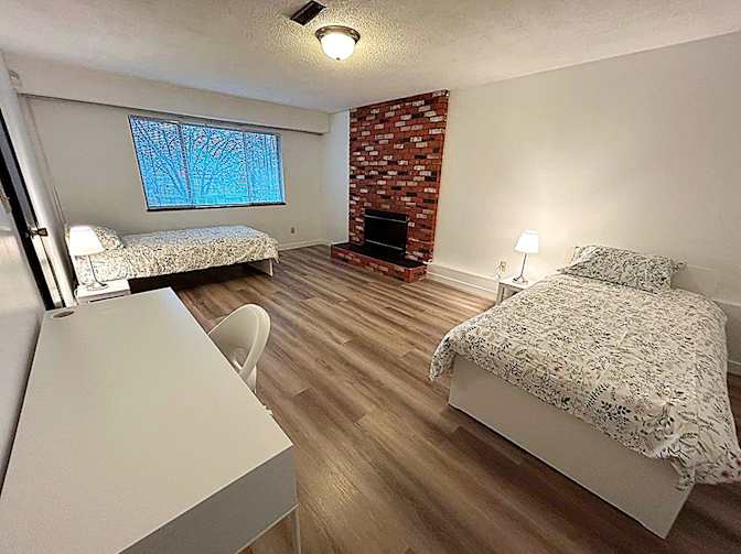 Photo of Shahram's room