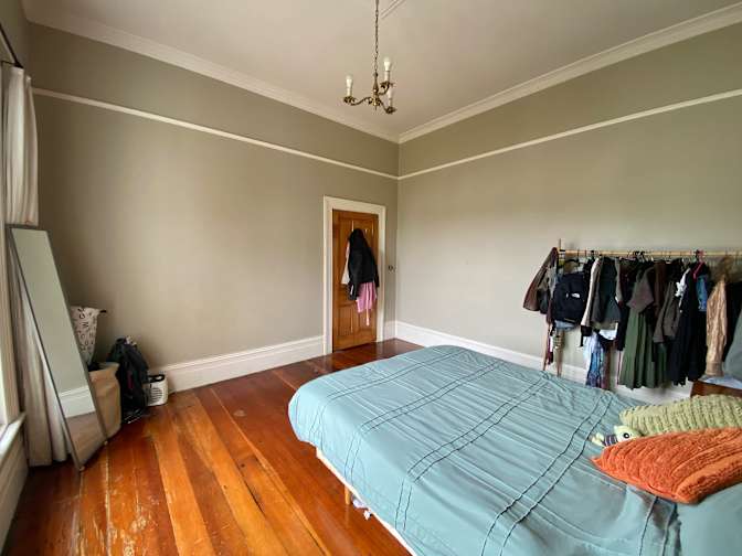 Photo of Alice's room