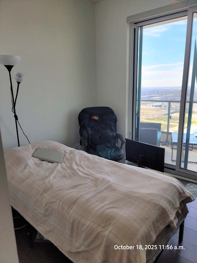 ISAAC JOSE HADAD Y BARQUET's room