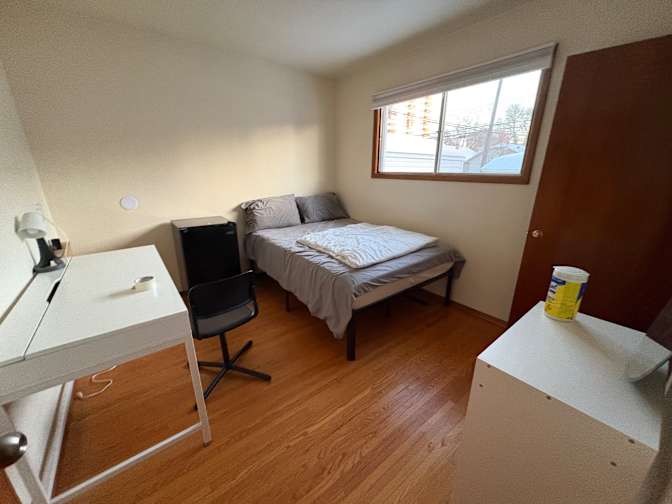 Photo of Scona's room