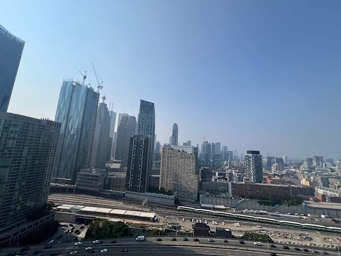 Abbshay simfukwe's room