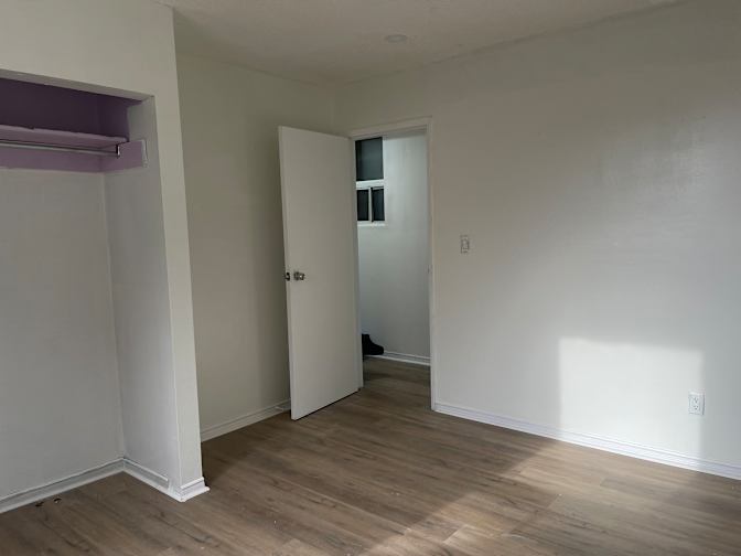 Tolobi Rental's room