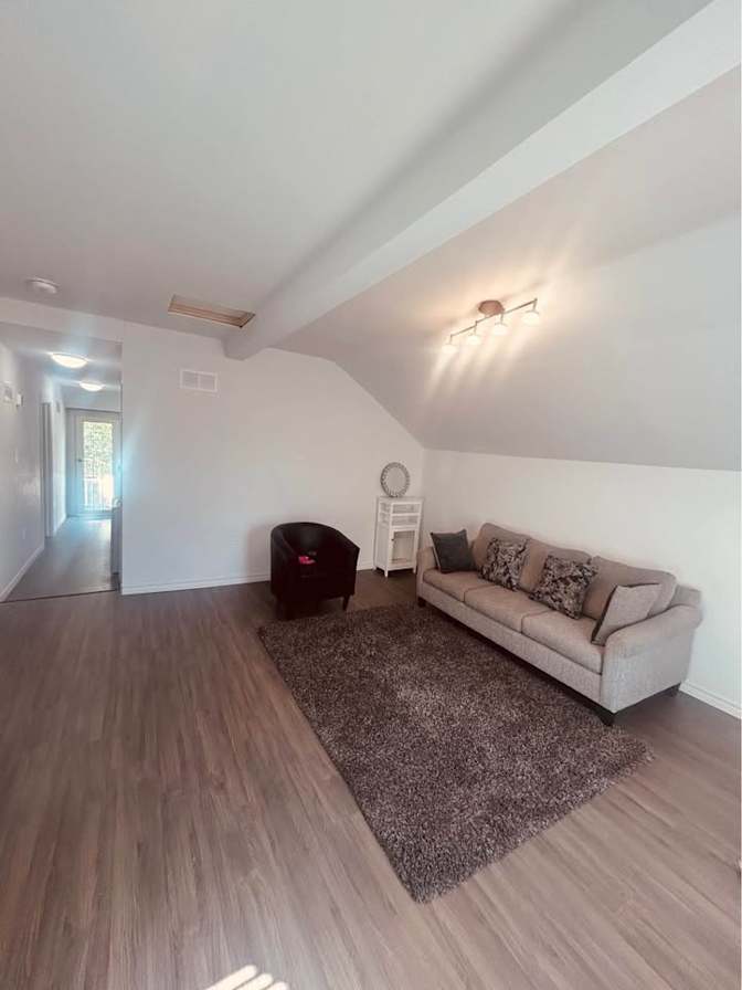 Photo of emmanuel's room