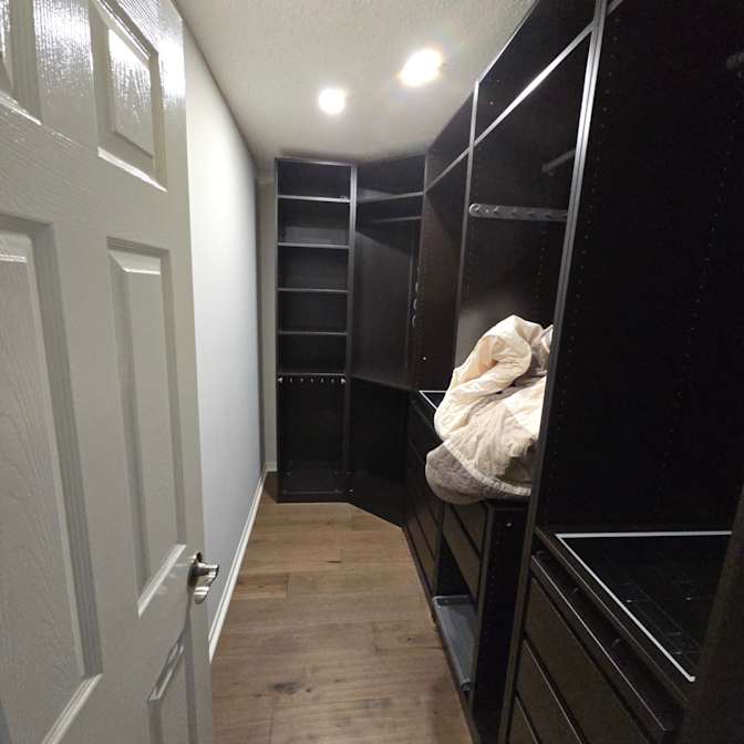 Amir Tabriznia's room