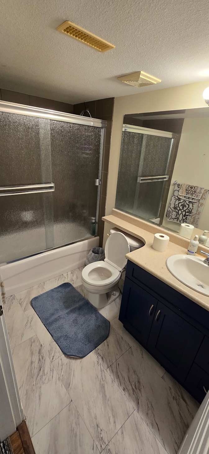 Muhammad Imran Masood's room