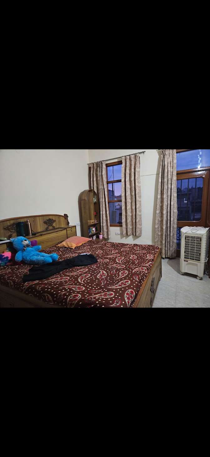 Photo of samiksha kamboj's room