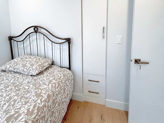 Photo of Shahram's room