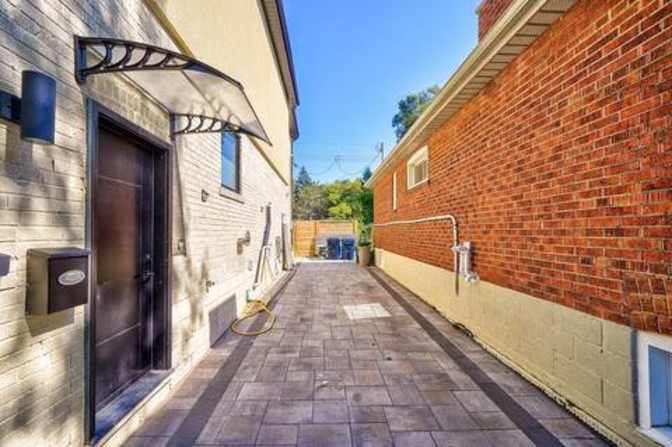 Ricky de Castro's room