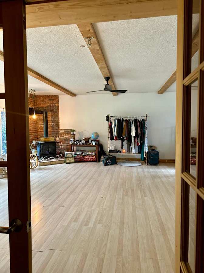 paige pezderic's room