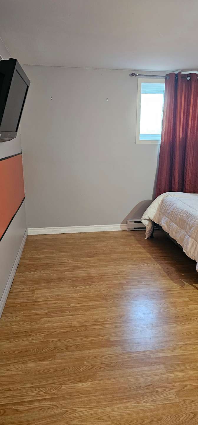 Pierre vivarais's room