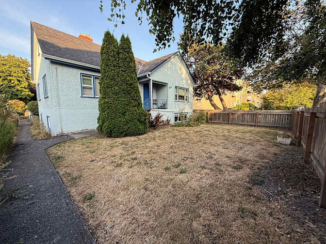 Photo of Taylor's room