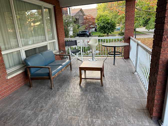 north york rooms's room