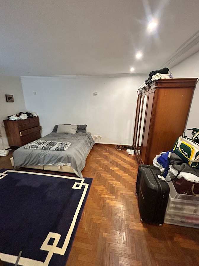 Photo of Rouzbeh's room