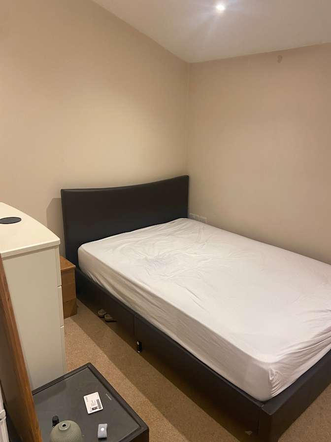 Photo of Heidi Camber's room