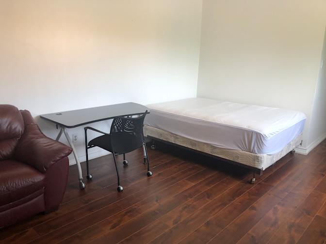 VALENTINA NAKOVSKA's room