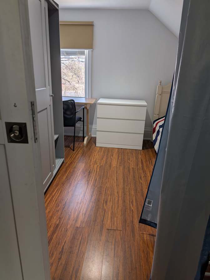 Photo of Janin's room