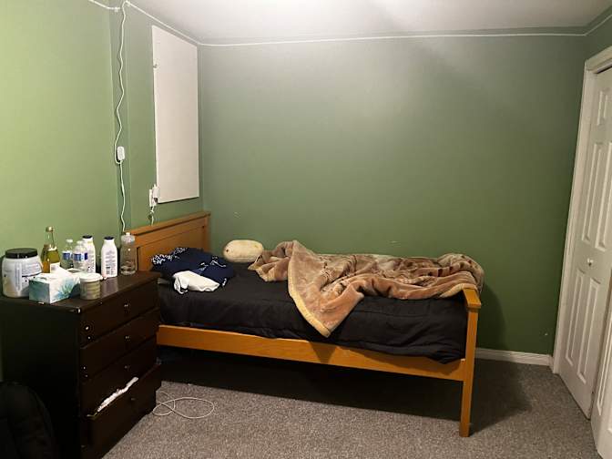 Sam's room