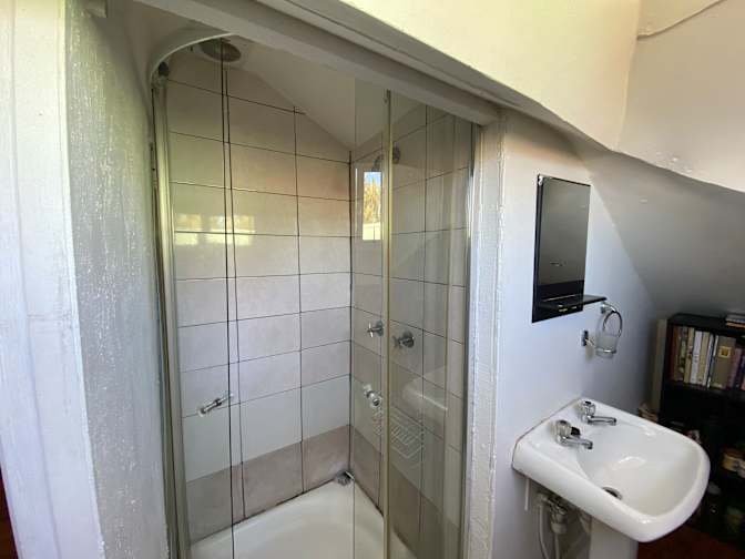 Photo of Luxurious Management Solutions's room
