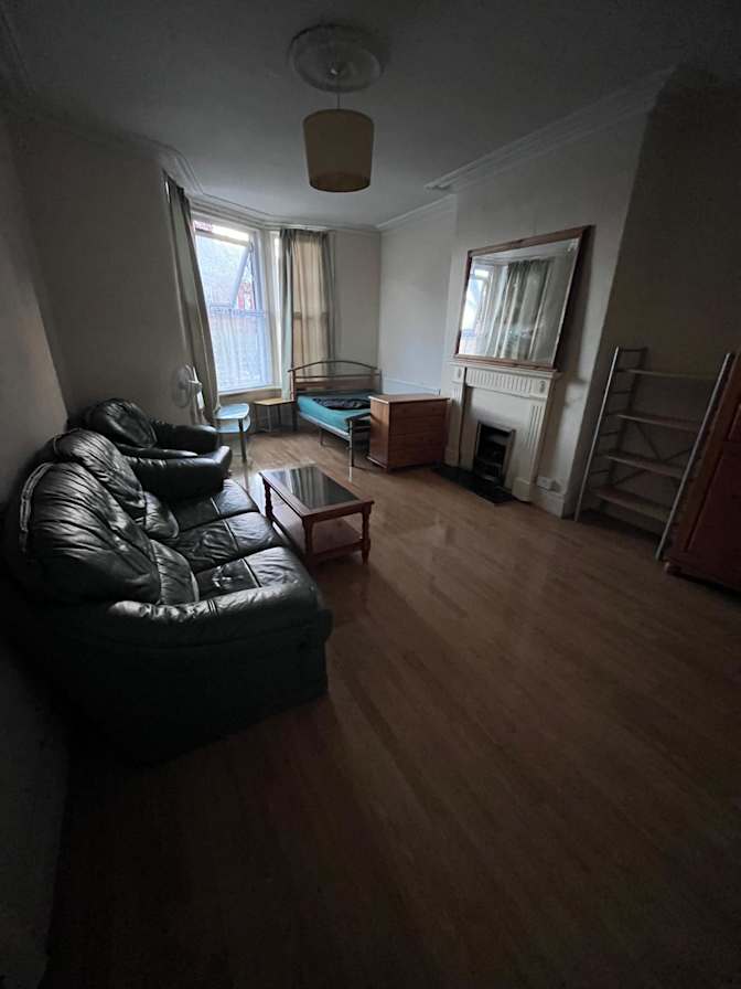Photo of Resiplus's room