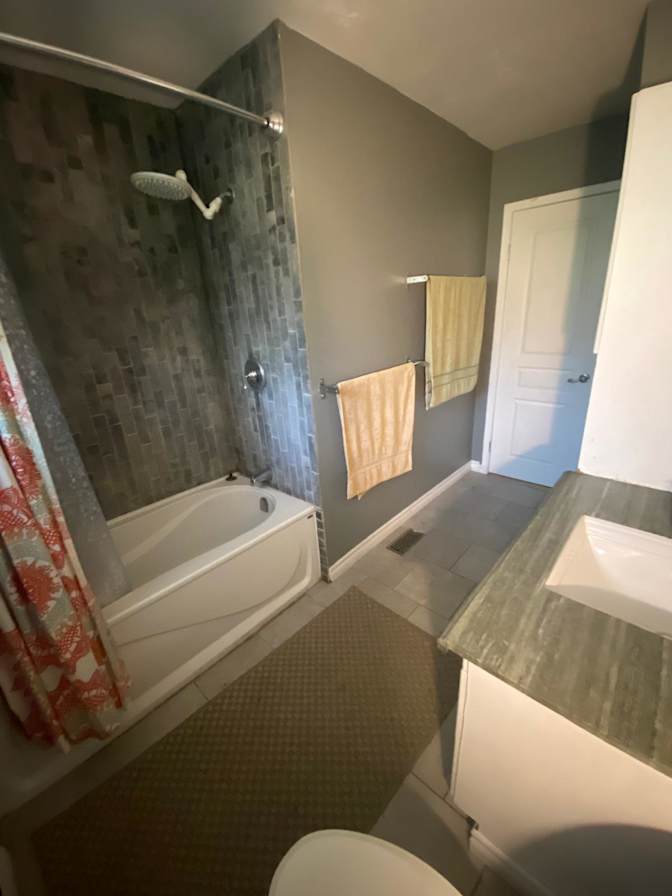 NICOLA THOMAS's room