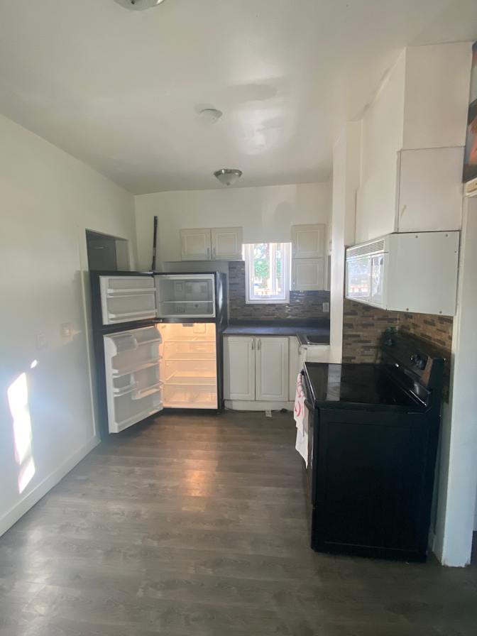 Photo of Edwin's room