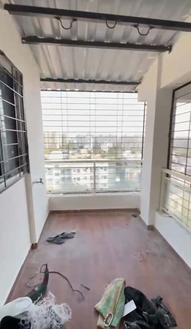Photo of Avnii's room