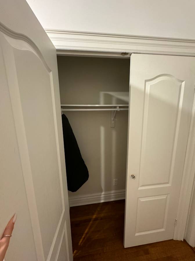 Evelina Suleimanova's room