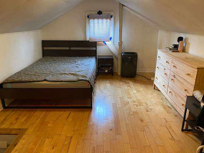 Photo of Gabe and Hannah's room