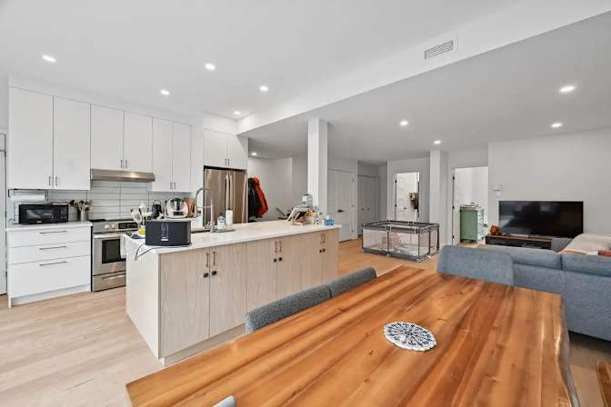 emmanuellemurcia's room