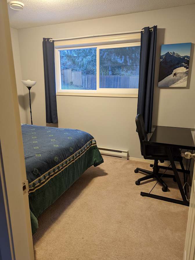 Elliot's room