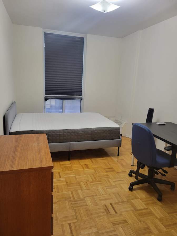 Enrique Murguia's room