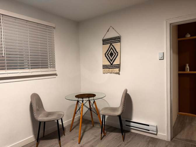 Hila Adilipour's room