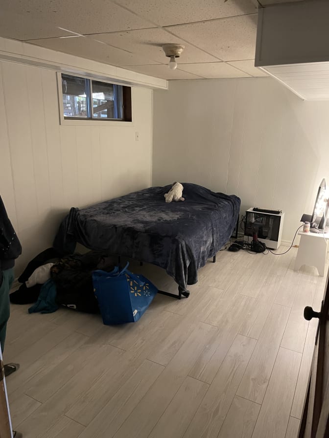 Photo of Luc's room