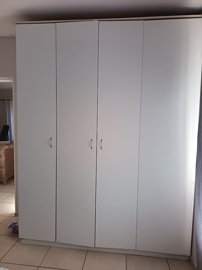 Photo of Surprise's room