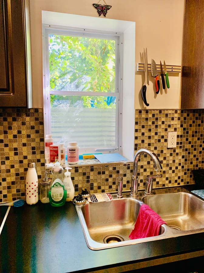 Photo of Rodney Property Manager's room