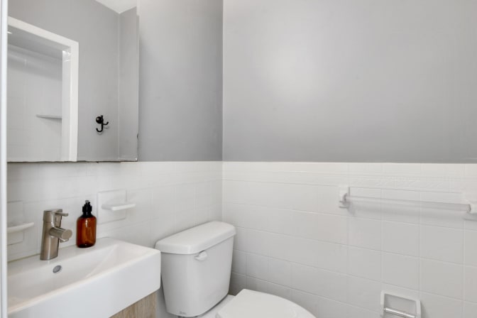 Photo of Sam June's room
