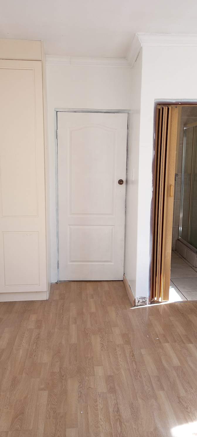 Photo of NEMULALO SOLOMON's room