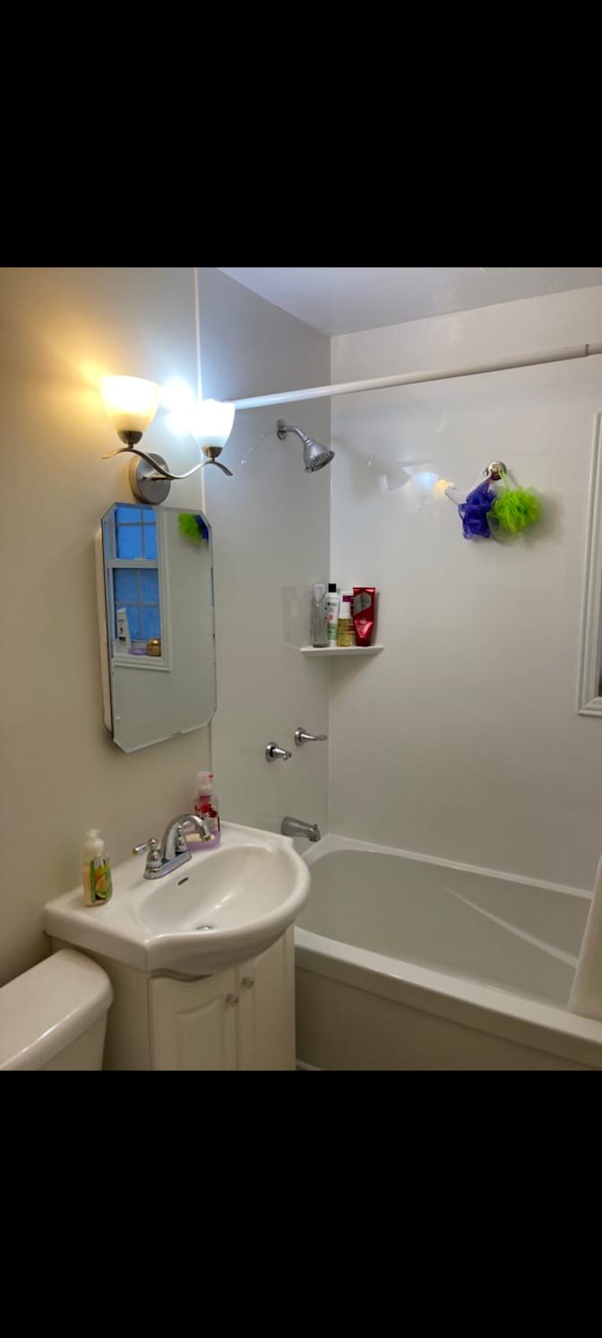 Please Contact's room