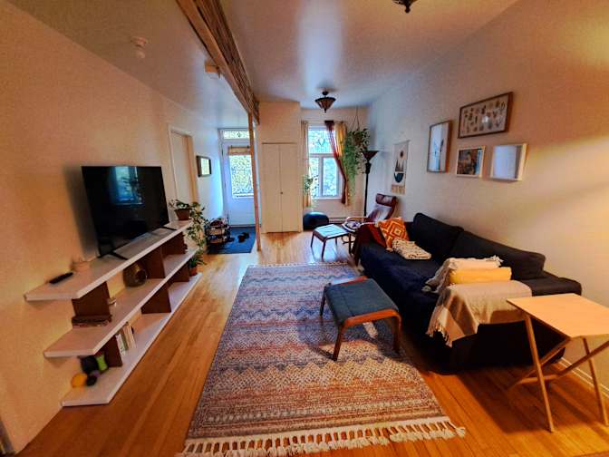 Photo of Émilie's room