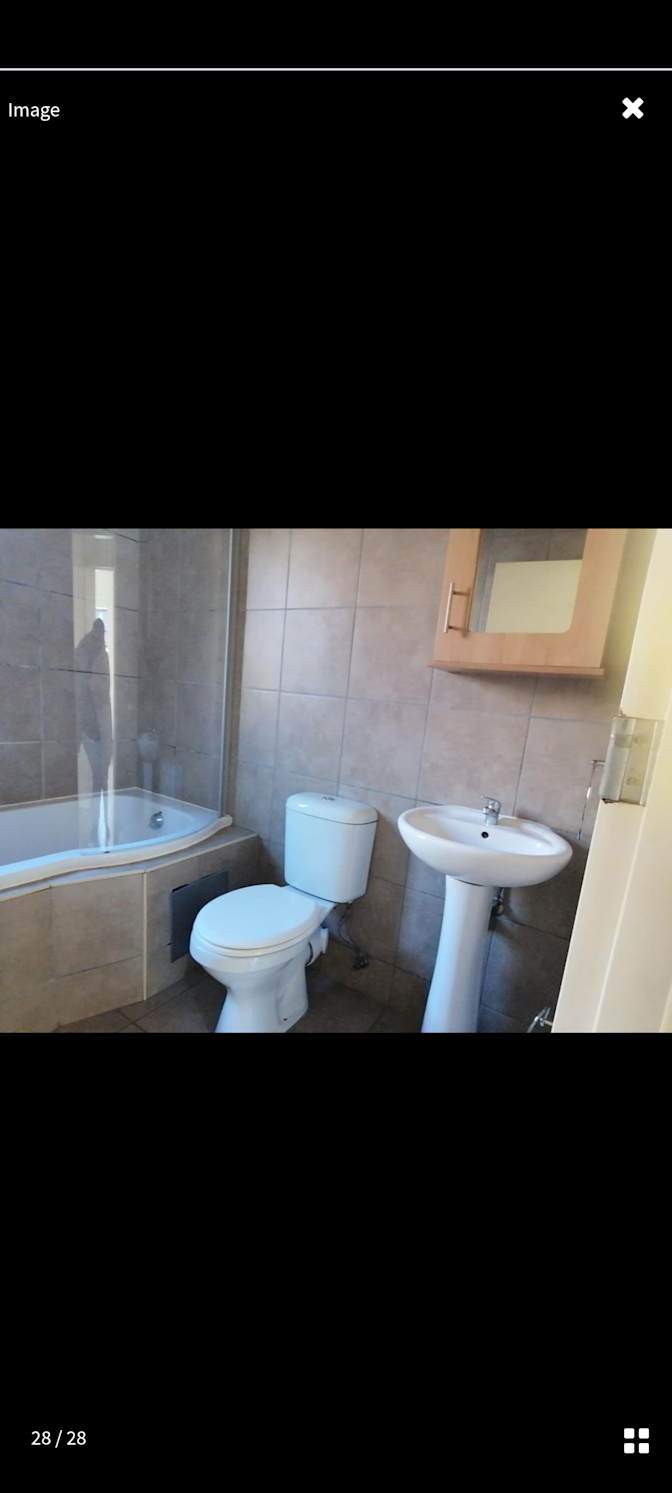 Photo of Vutomi's room