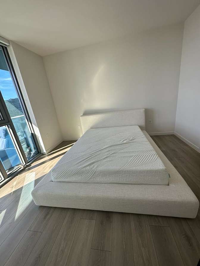 Photo of Divine's room