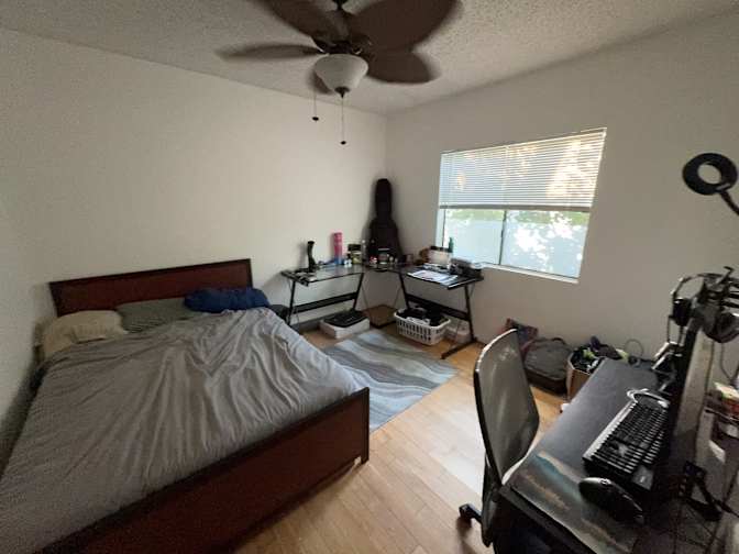 Photo of Jeffrey's room