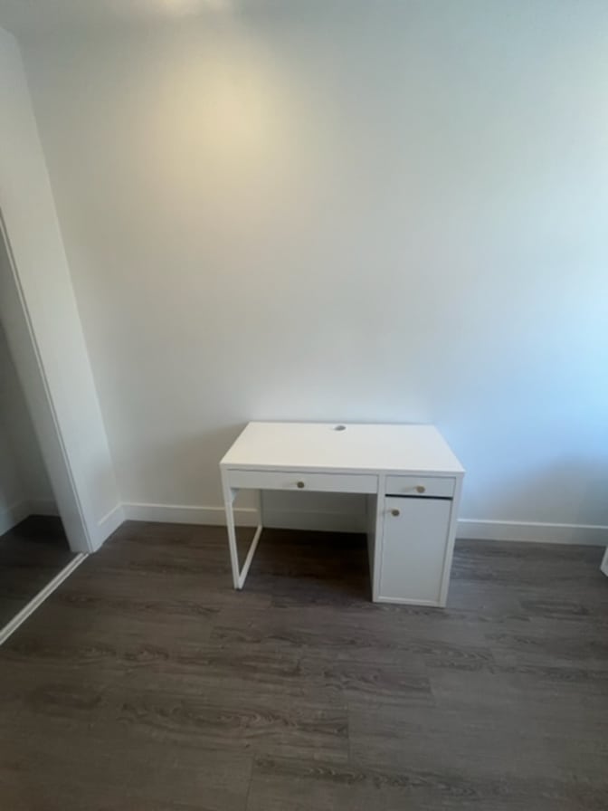 Photo of Oliver's room