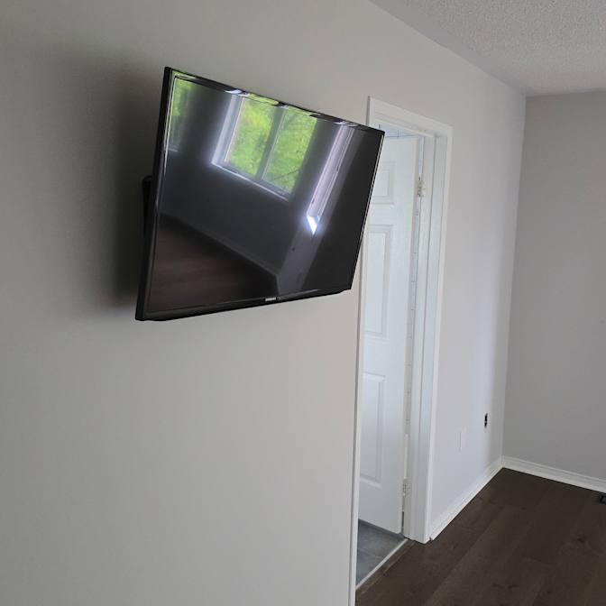 Amir Tabriznia's room